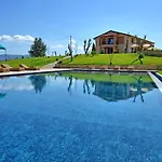 Campana By Posarellivillas וילה *